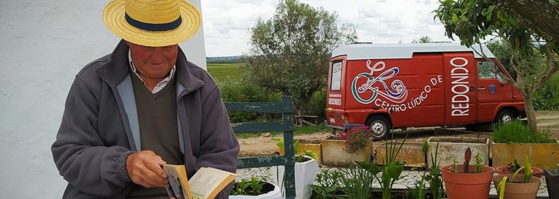 BIR regressa à estrada e cumpre nobre missão de levar os livros às pessoas
