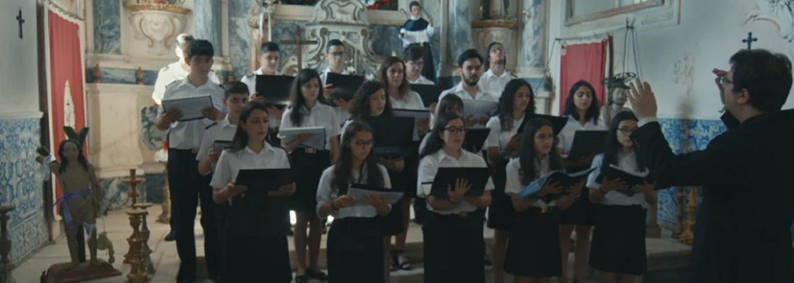 “A Música Portuguesa a Gostar Dela Própria”
