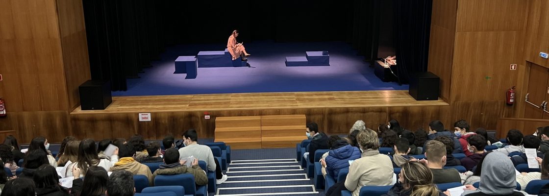 Companhia de Teatro Salomé sobe ao palco do CCR com “Amores de Perdição”