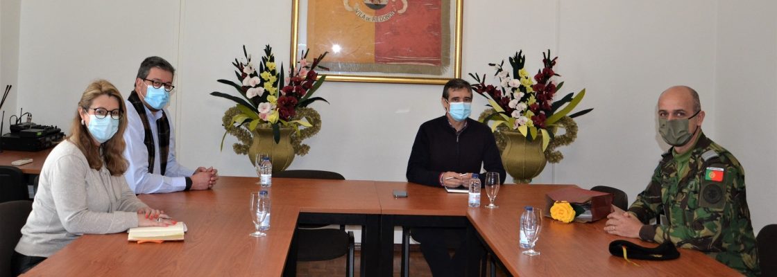 Município de Redondo recebeu a visita do Comandante do Regimento de Cavalaria de Estremoz