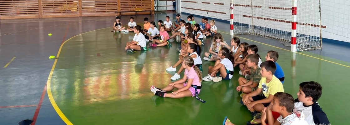 “Redondo em Férias”: Crianças do concelho jogaram rugby no Pavilhão Gimnodesportivo