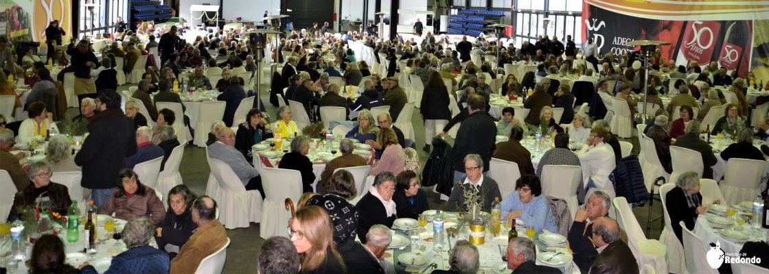 Município de Redondo juntou cerca de 600 reformados e pensionistas do concelho para celebrar a q...