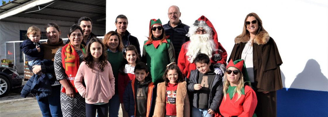 Pai Natal e Duendes desejam “Boas Festas” às crianças de Freixo e Aldeia da Serra