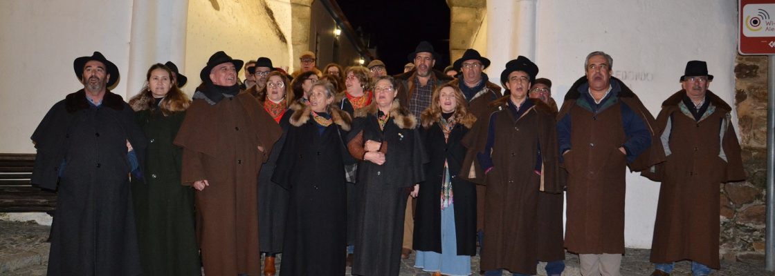 DIA DE REIS: REDONDO CANTA A TRADIÇÃO