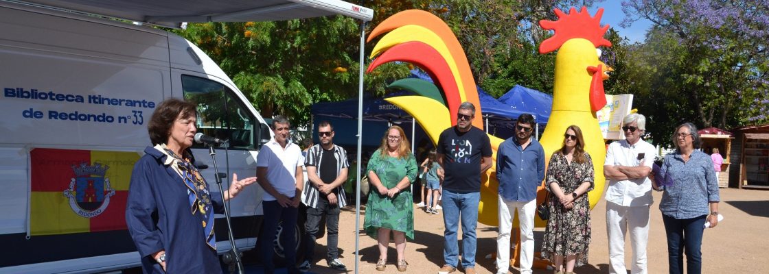 Nova Biblioteca Itinerante inaugurada no Palavras ao Vento