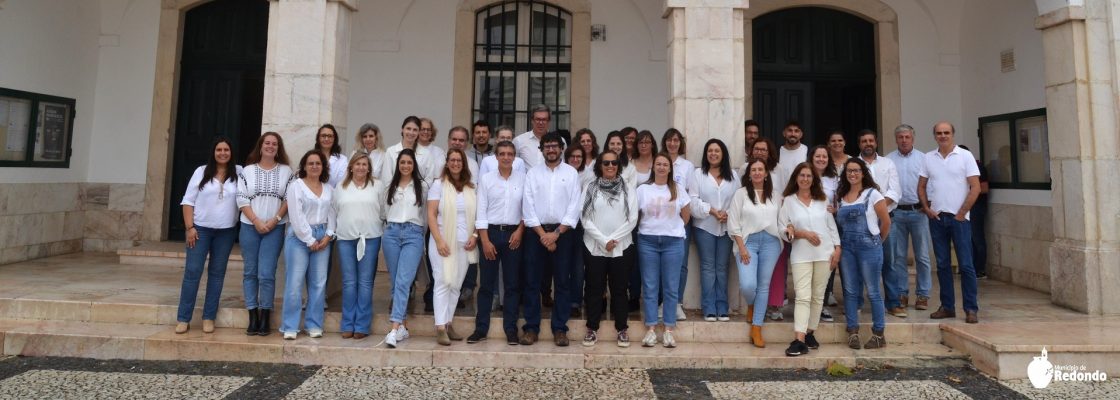 Município de Redondo “veste-se” de branco como símbolo de combate à pobreza e à e...