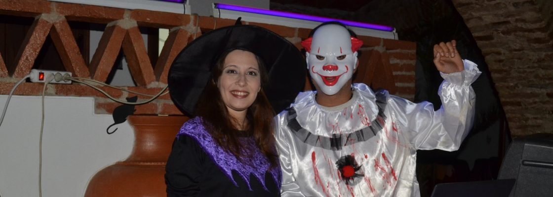 Enoteca de Redondo: Halloween celebrou-se num ambiente assustadoramente divertido