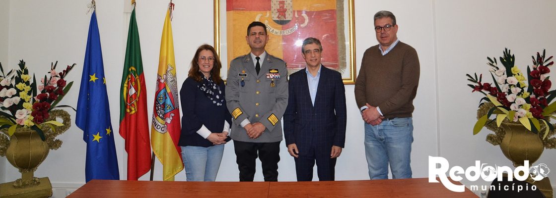 Município de Redondo recebeu a visita do Coronel do Regimento de Cavalaria de Estremoz