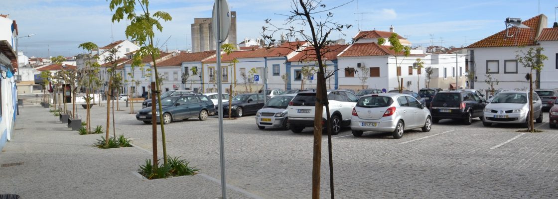 Informação: Corte de trânsito | Parque de estacionamento do Largo de Nossa Senhora da Saúde |...