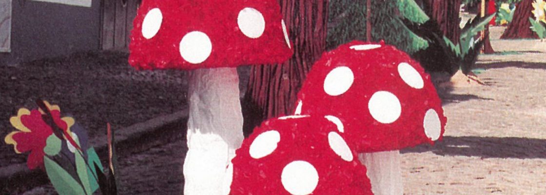 Exposição bibliográfica e artística “Ruas Floridas – Tradição de um Povo!”...