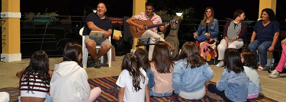Contaram-se histórias ao luar no Jardim Municipal de Redondo