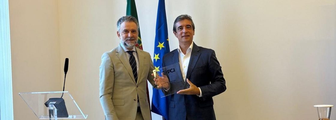 Técnicas de Decoração da Olaria de Redondo reconhecidas no Dia Internacional do Património Cu...