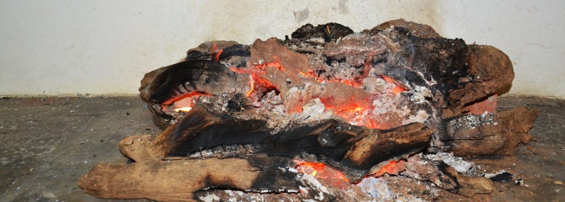 Serão de Contos à Lareira | 23 de janeiro | 21h00 | Biblioteca Municipal de Redondo