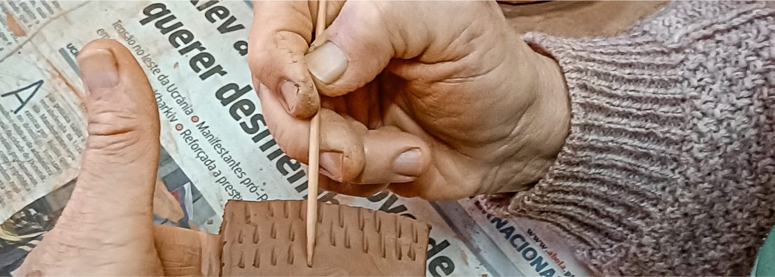 Oficina de luminárias em cerâmica com a técnica da lastra “Candeia da Frente” | 08...