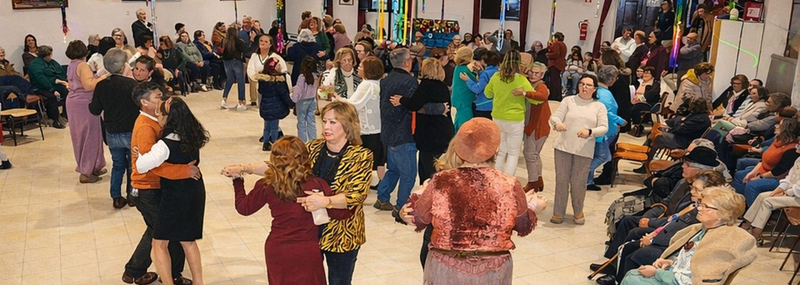 Baile da Pinha | 08 de março | 15h00 | Sede da Sociedade Filarmónica Municipal Redondense
