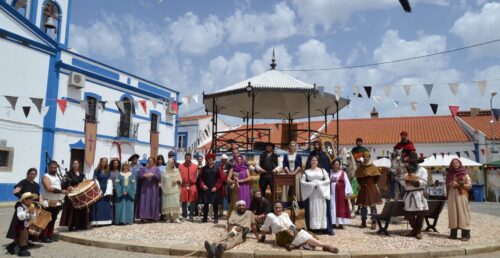 Montoito Medieval encheu as ruas de cor, música e recriações históricas
