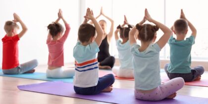 Yoga para crianças (dos 6 aos 12 anos) | dia 23 de maio | 16h00 | Biblioteca Municipal de Redondo