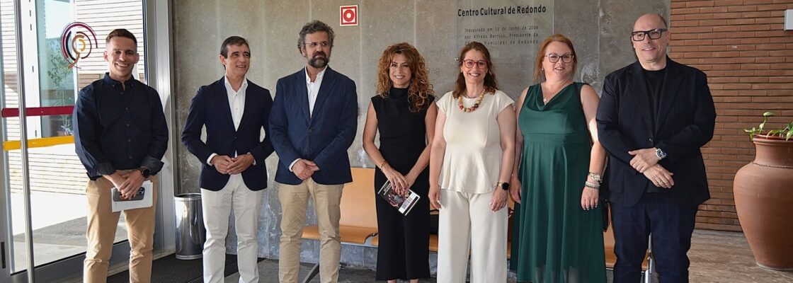 Centro Cultural de Redondo comemora 20 anos com espetáculo que homenageou a liberdade e a criaç...