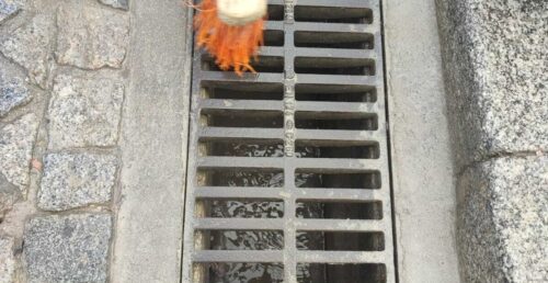 Limpeza preventiva de sumidouros